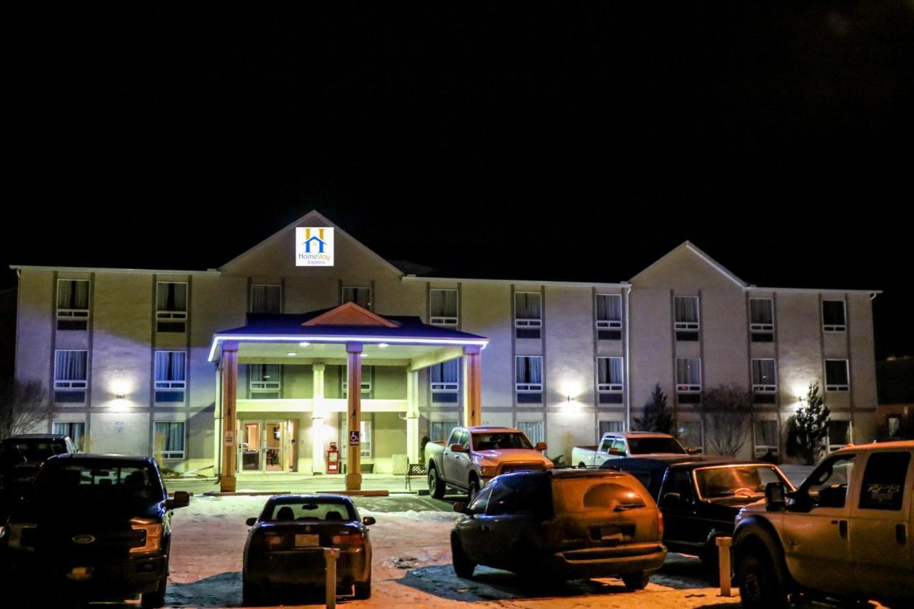 Homestay Express Airdrie Exterior foto